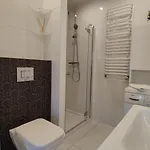 Madelain 公寓 耶莱尼亚古拉