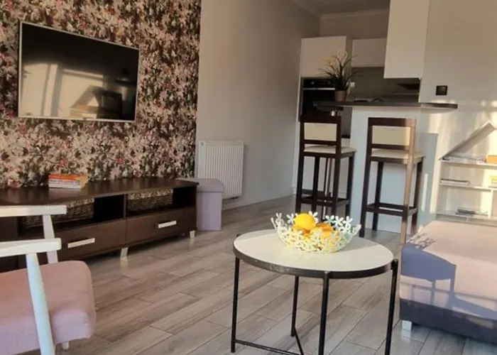 Madelain Apartament *